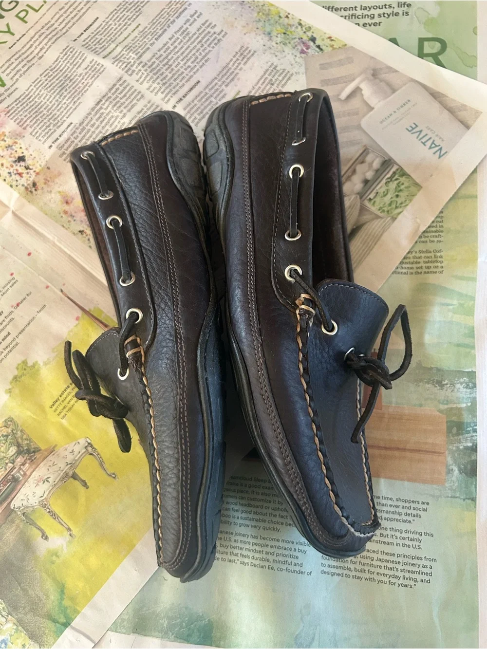 L.L. Bean Boat Shoes Mens Sz 9.5 EE Dark Brown Leather Driving Moccasins Slip-On